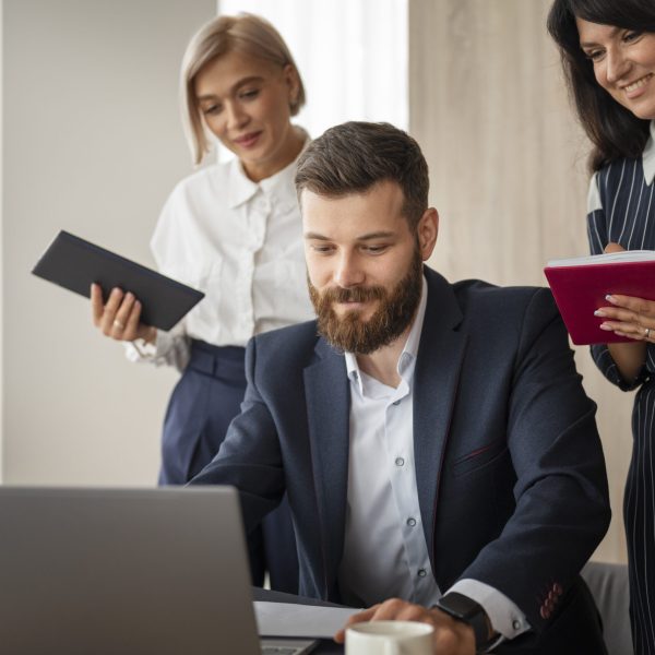 side-view-people-working-office